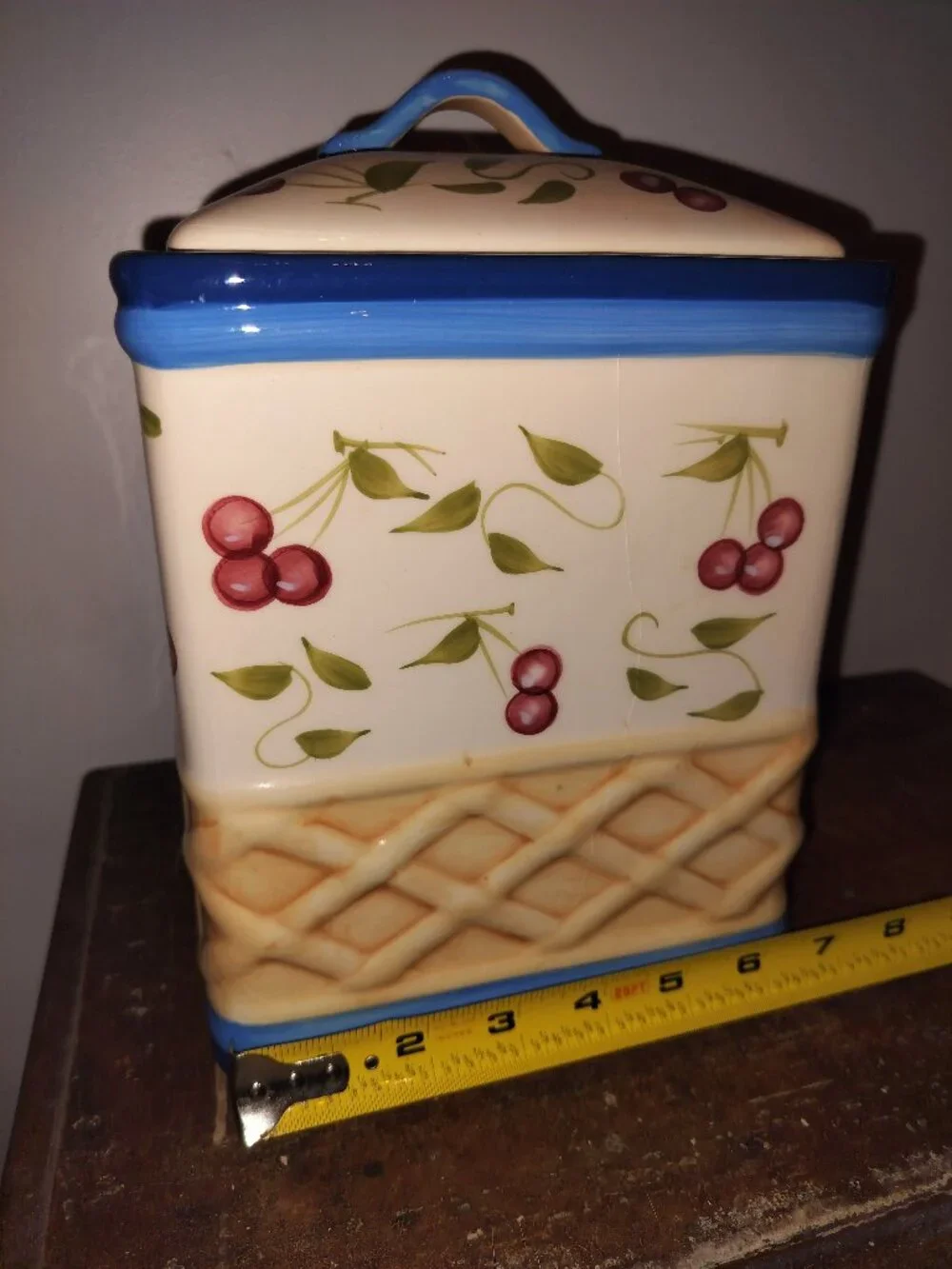 Vintage 90s Inspirado Hand-Painted Cookie Jar